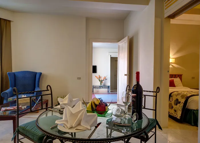 Club Paradisio (adults Only) Otel 4*